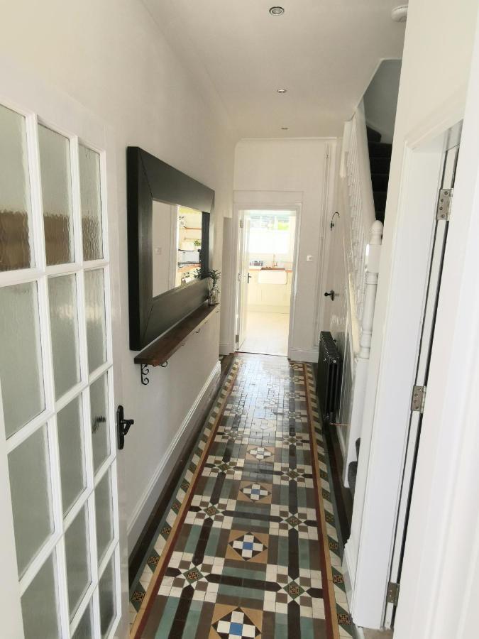The Bridge Cottage 란루스트 외부 사진